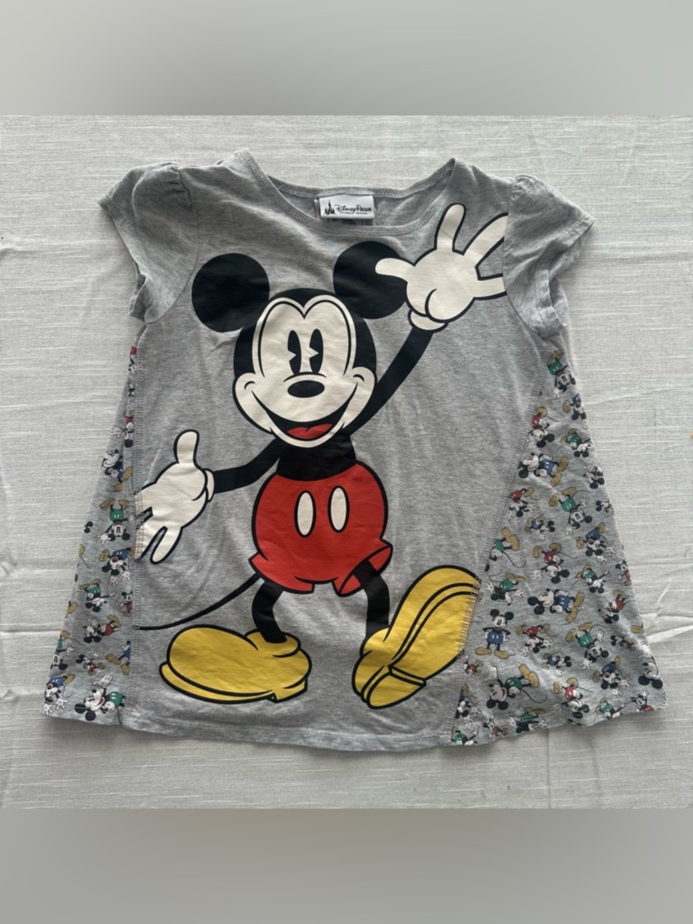 Disney Parks Mickey Mouse Tee Girls M Gray Graphic Shirt EU 10A